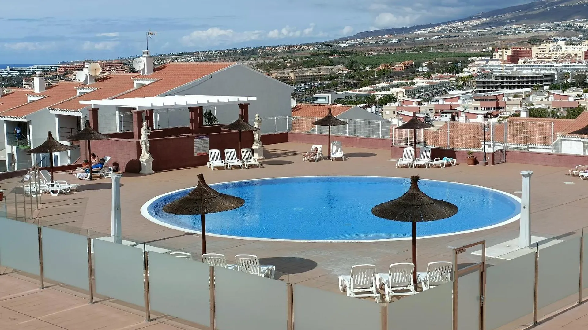 Ola Serena Costa Adeje  Costa Adeje (Tenerife)